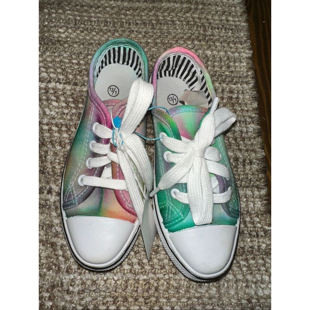 Tie Dye Multicolor Canvas Comfort Casual Shoes girls size 13/1 custom lace tie